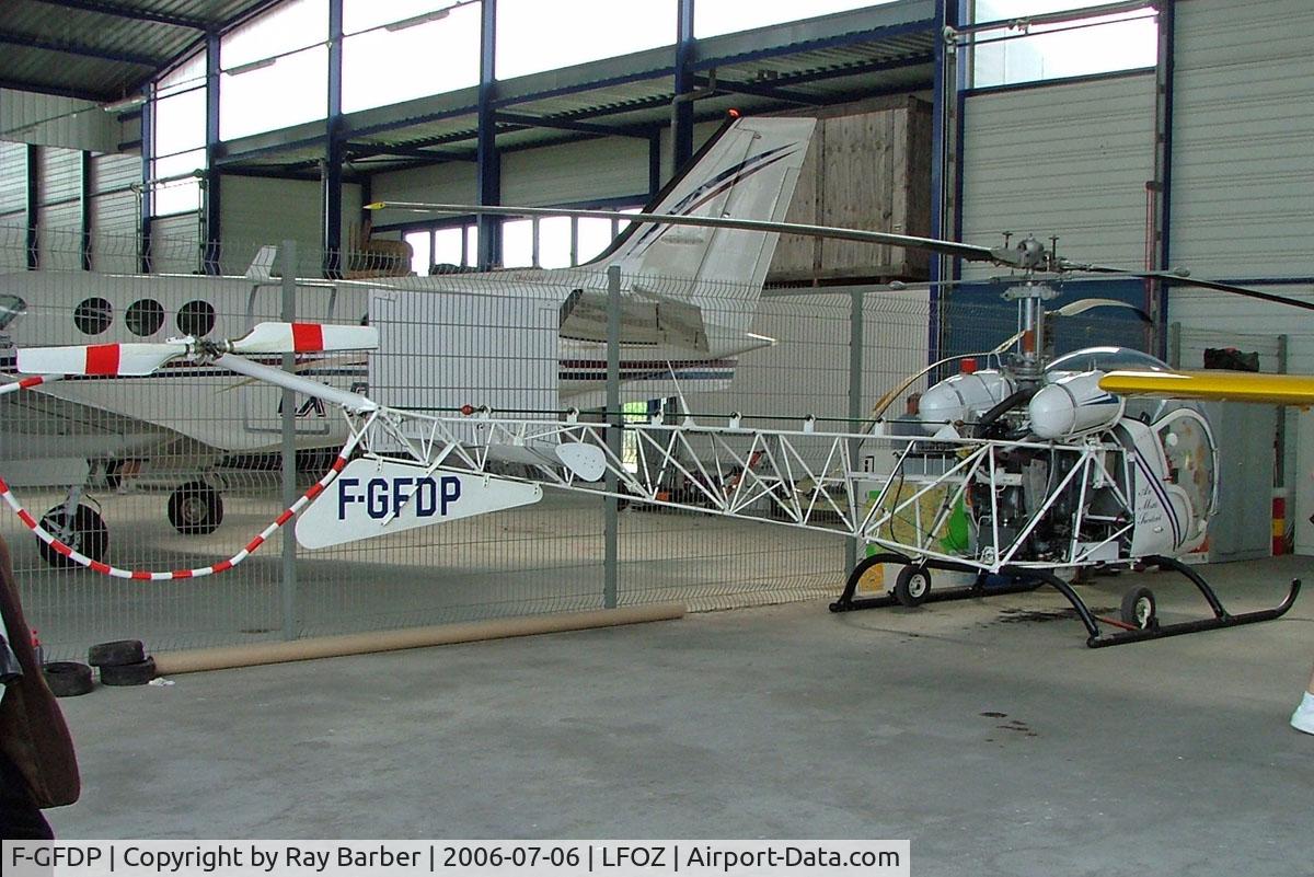 F-GFDP, Bell 47G C/N 06, Bell 47G [6] Orleans-St. Denis~F 06/07/2006. Converted from a Bell 47D.