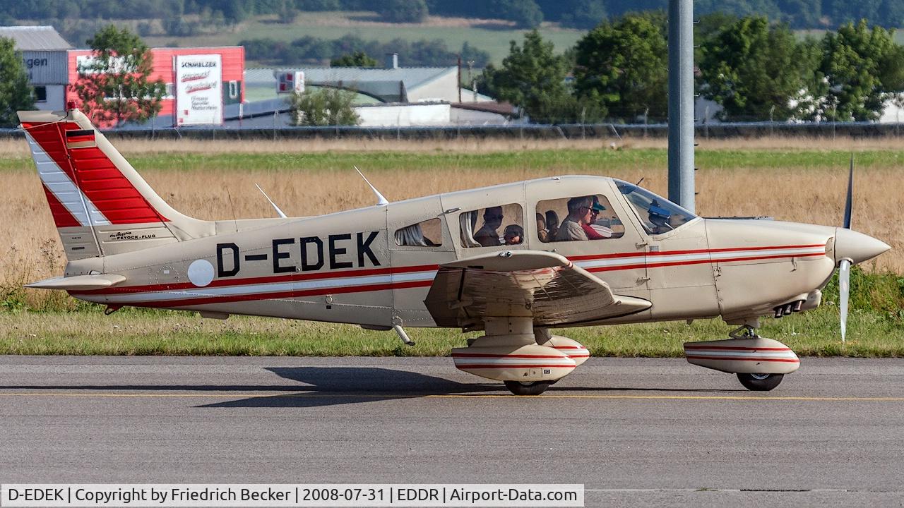 D-EDEK, 1980 Piper PA-28-236 Dakota Dakota C/N 28-8011082, taxying to the active