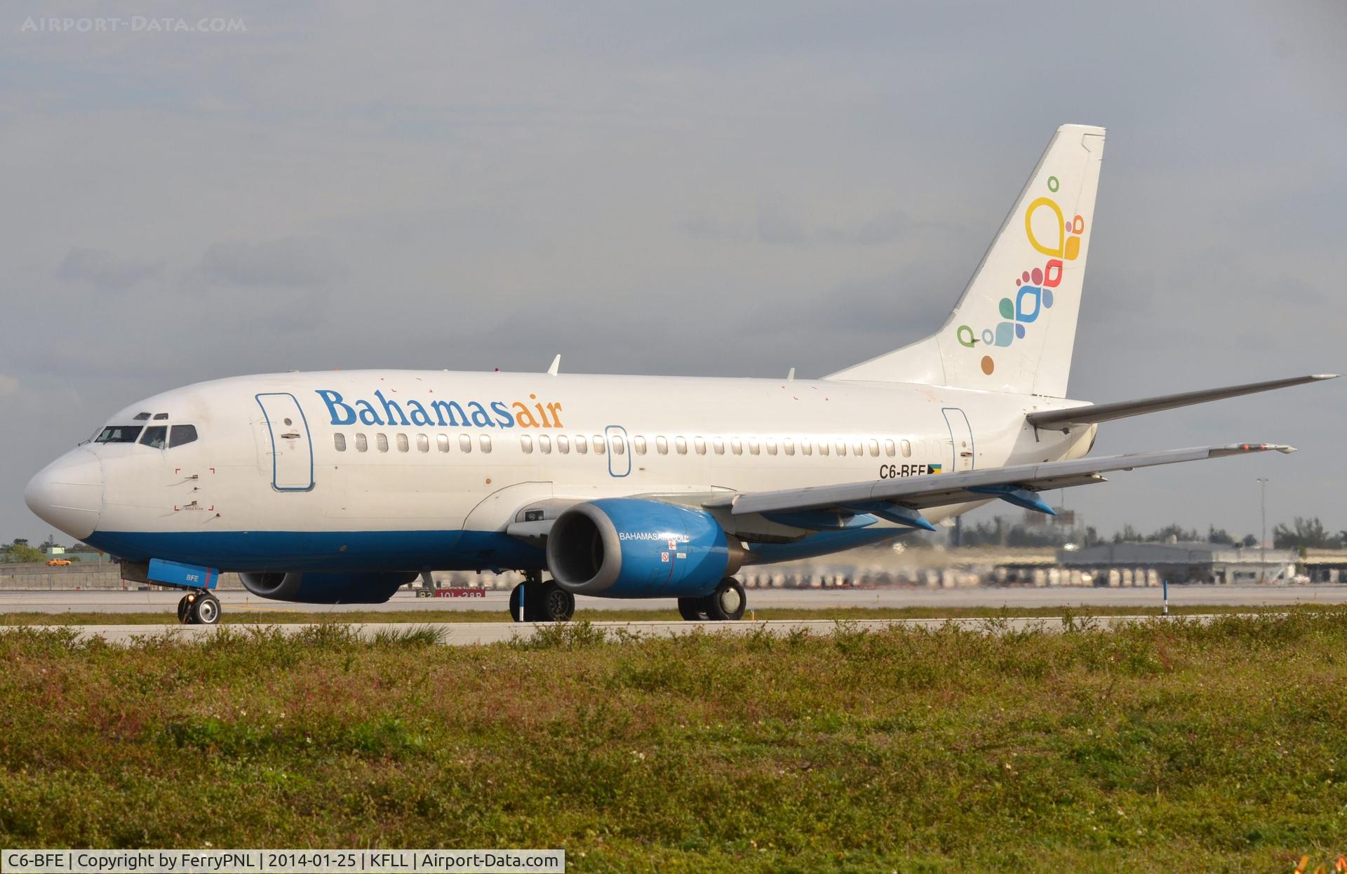 C6-BFE, 1993 Boeing 737-5H6 C/N 26450, Bahamasair B735 taxying past.
