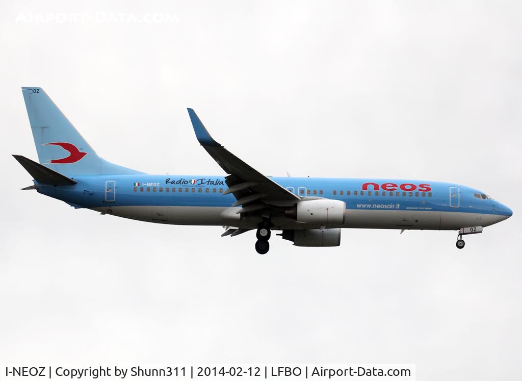 I-NEOZ, 2006 Boeing 737-86N C/N 34257, Landing rwy 14R