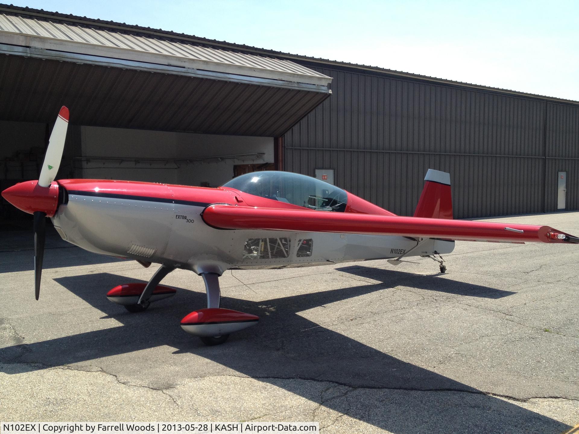 N102EX, 1989 Extra EA-300 C/N 007, Pre-flight for N102EX, spring 2012