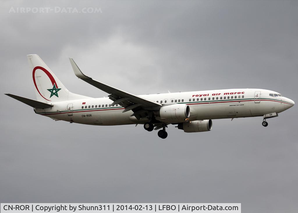CN-ROR, 2008 Boeing 737-8B6 C/N 33067, Landing rwy 14R with French titles