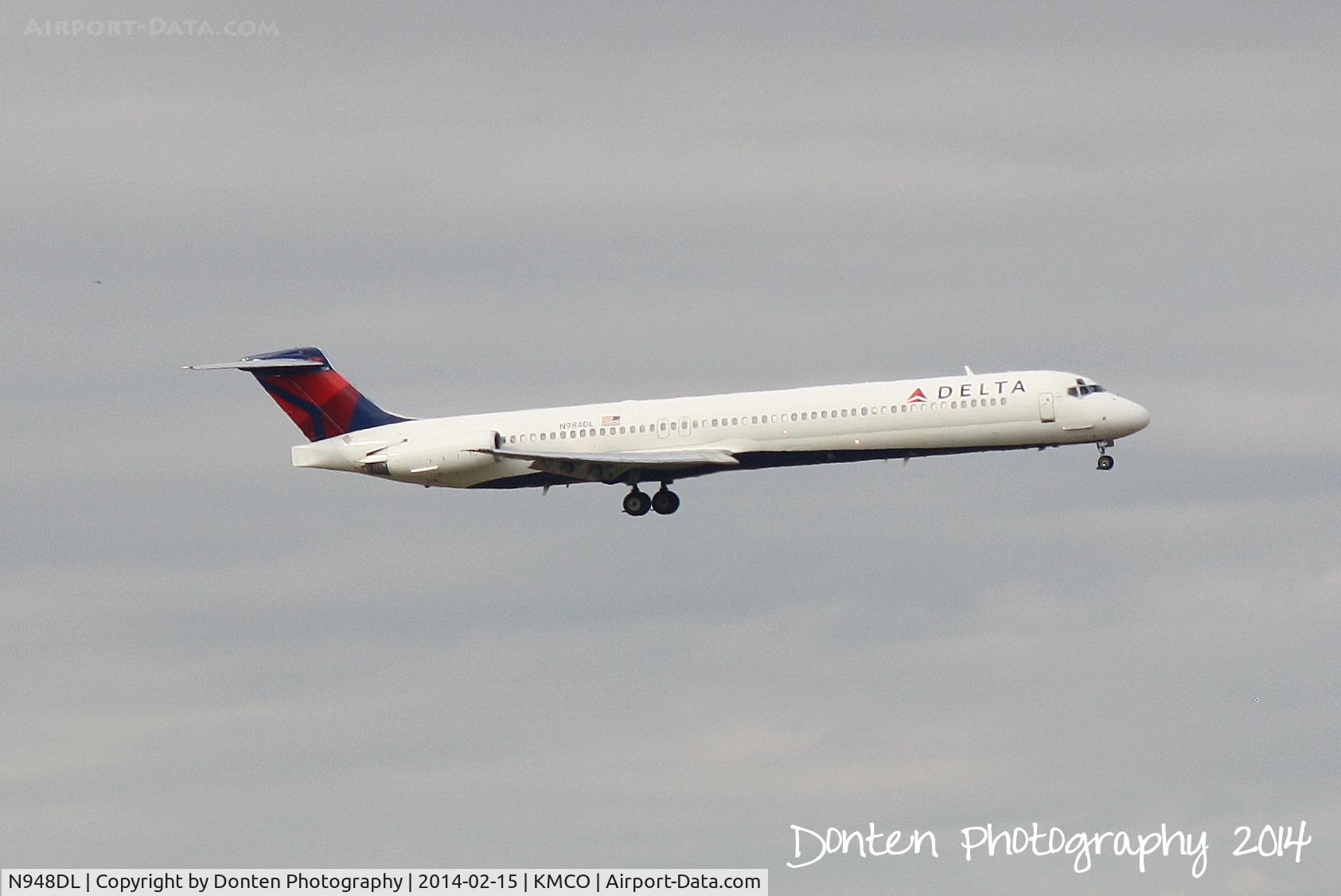 N948DL, 1989 McDonnell Douglas MD-88 C/N 49879, Delta Flight 1315 (N948DL) arrives at Orlando International Airport following a flight from Hartsfield-Jackson Atlanta International Airport