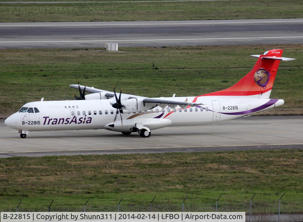 B-22815, 2013 ATR 72-600 C/N 1133, Delivery day... First ATR72-600 in new c/s