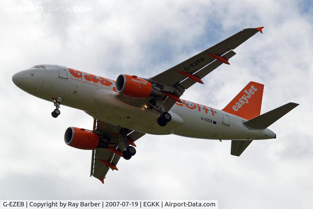 G-EZEB, 2004 Airbus A319-111 C/N 2120, Airbus A319-111 [2120] (EasyJet) Gatwick~G 19/07/2007