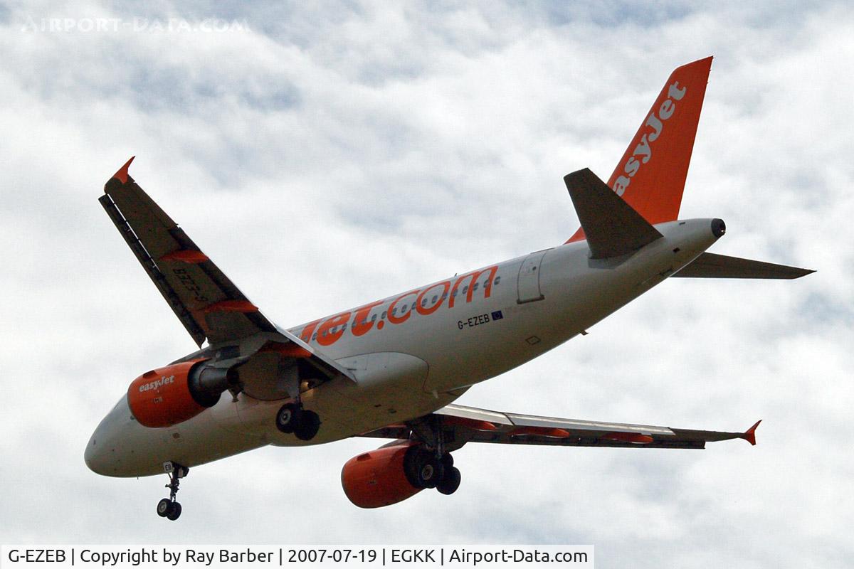 G-EZEB, 2004 Airbus A319-111 C/N 2120, Airbus A319-111 [2120] (EasyJet) Gatwick~G 19/07/2007