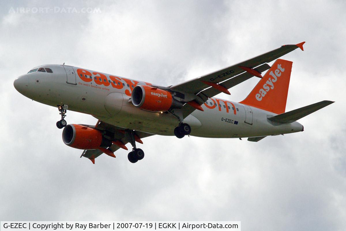 G-EZEC, 2004 Airbus A319-111 C/N 2129, Airbus A319-111 [2129] (EasyJet) Gatwick~G 19/07/2007