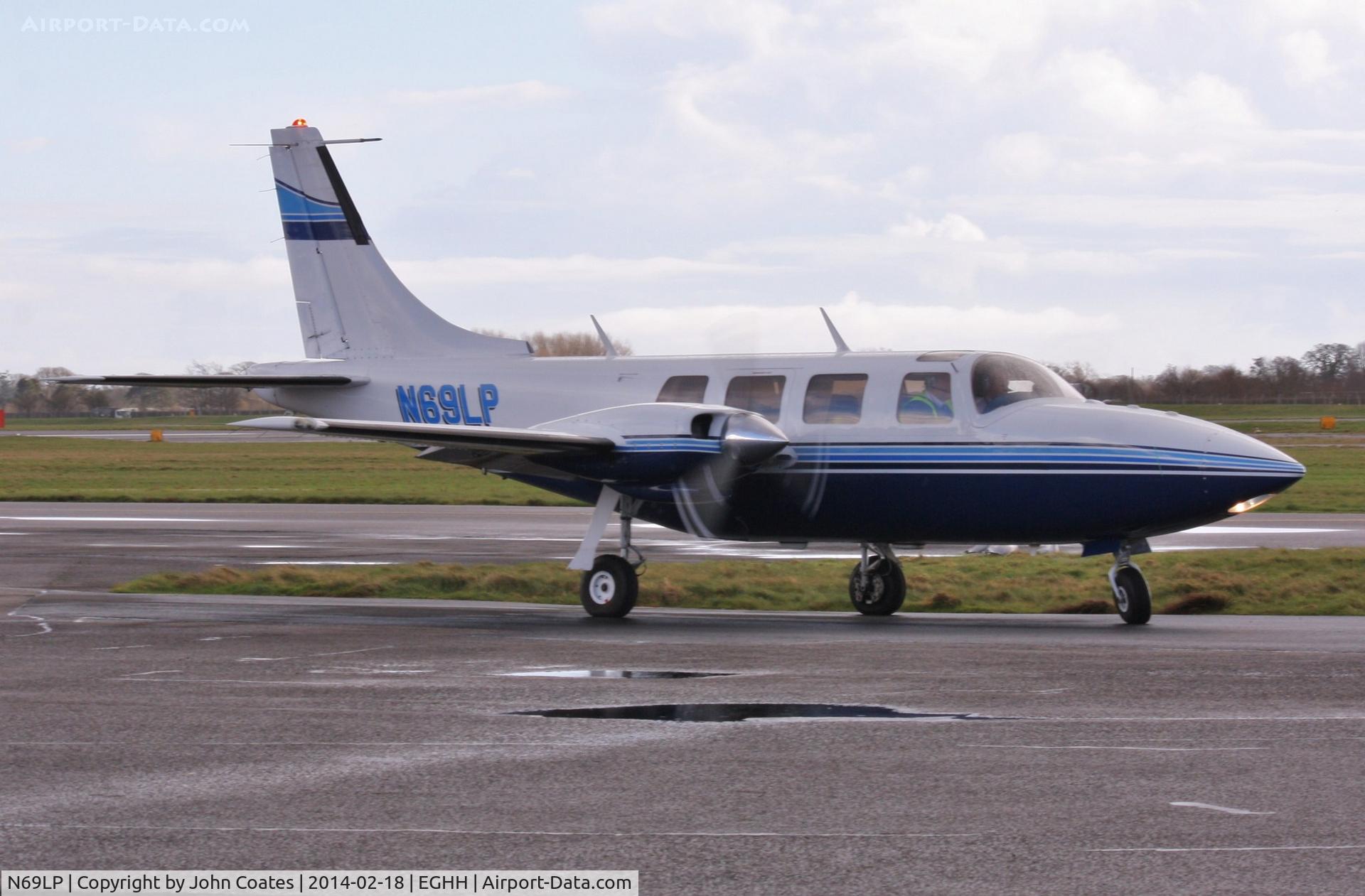 N69LP, 1978 Piper PA-60-601P Aerostar C/N 61P-0541-230, About to depart