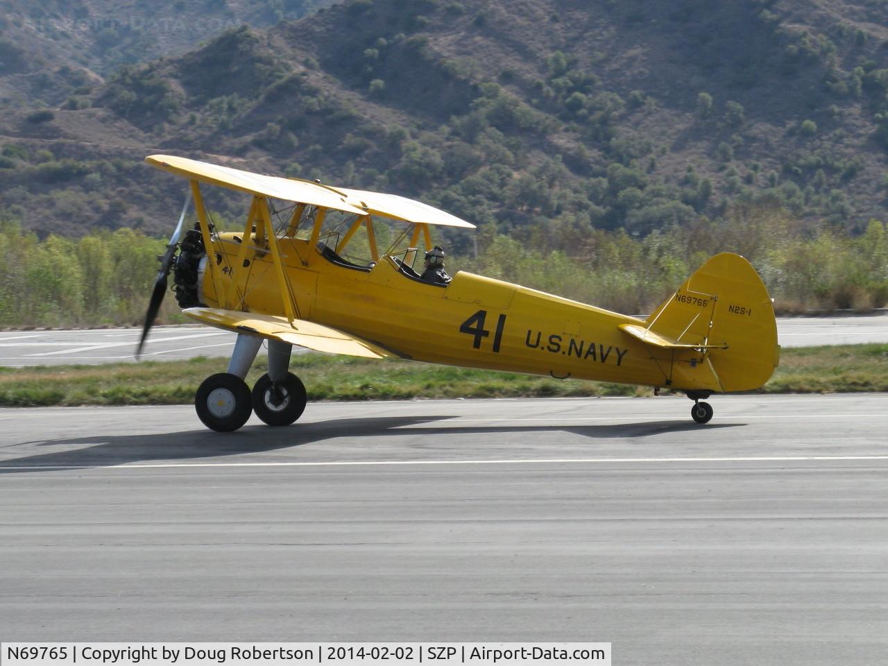 N69765, 1941 Boeing A75N1 (PT17) C/N 75-1044, 1941 Boeing Stearman A75N1 as Navy N2S-1, Continental W670-5 220 Hp radial, landing roll Rwy 04