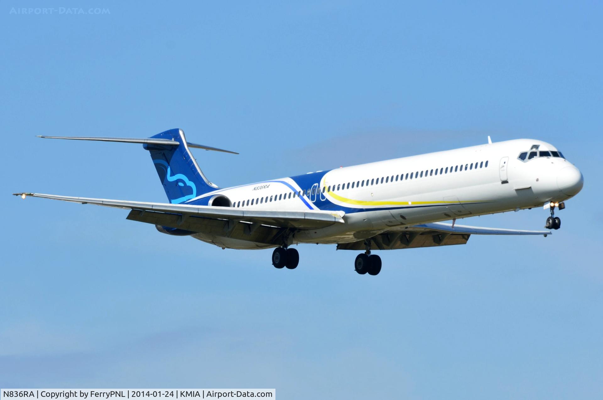 N836RA, 1990 McDonnell Douglas MD-83 (DC-9-83) C/N 53046, Falcon Express operates this MD83