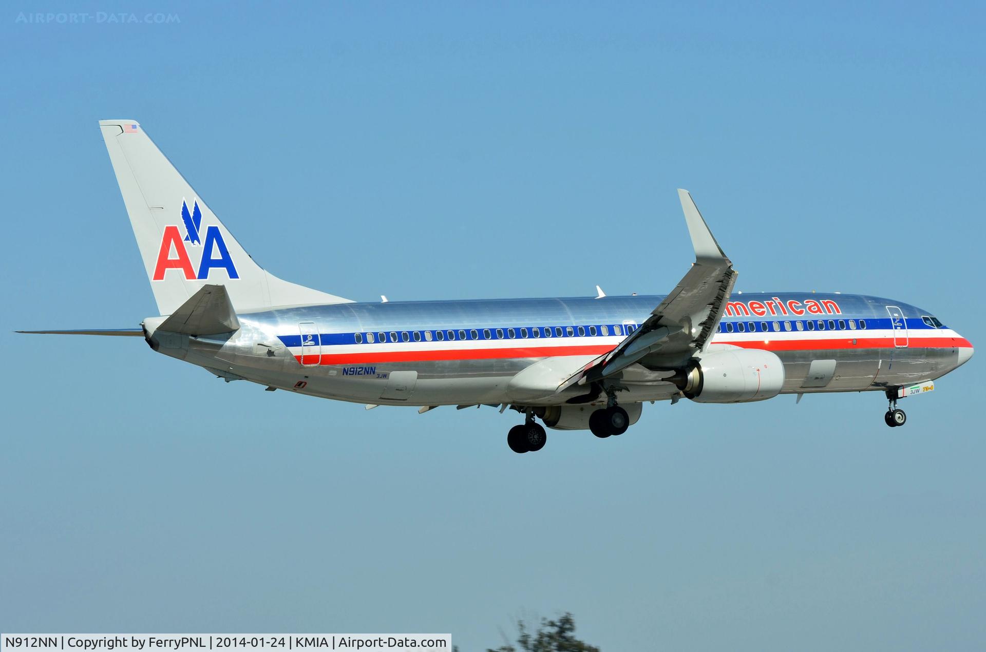 N912NN, 2012 Boeing 737-823 C/N 33319, AA b738 arriving in MIA.