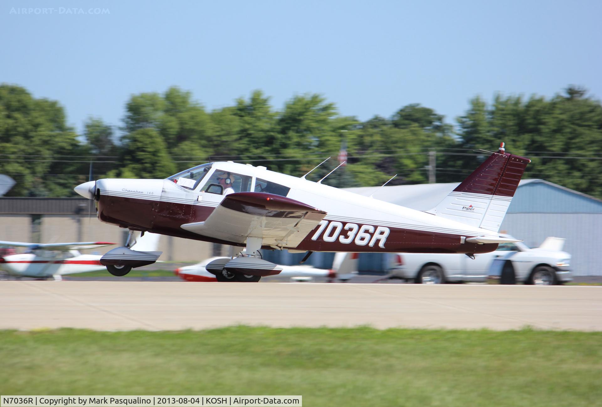 N7036R, 1966 Piper PA-28-140 C/N 28-21733, Piper PA-28-140