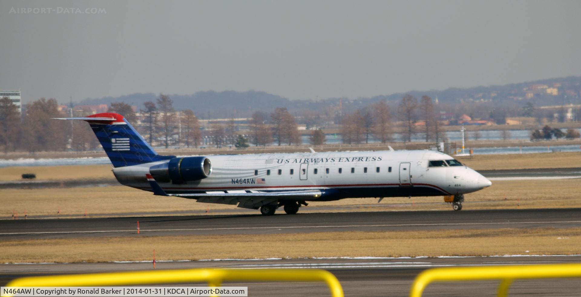 N464AW, 2004 Bombardier CRJ-200LR (CL-600-2B19) C/N 7890, Landing rollout National