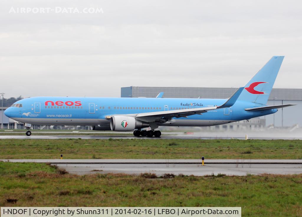 I-NDOF, 1996 Boeing 767-306/ER C/N 27610, Taking off rwy 14L