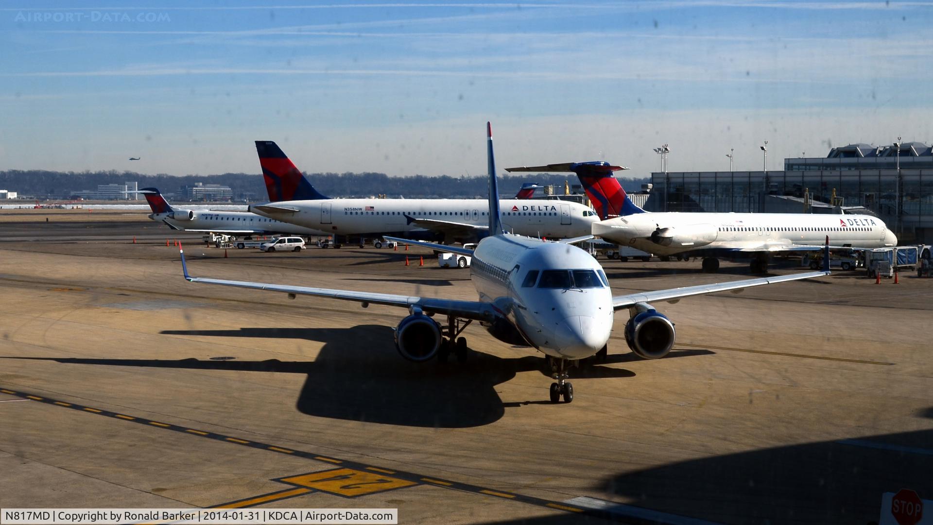N817MD, 2004 Embraer 170SU (ERJ-170-100SU) C/N 17000038, Taxi National