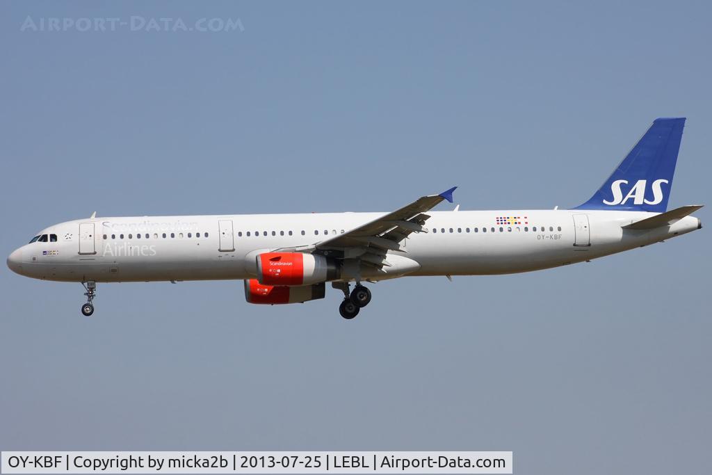 OY-KBF, 2002 Airbus A321-232 C/N 1807, Landing