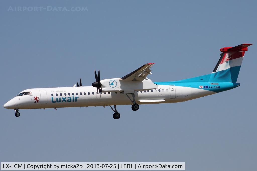 LX-LGM, 2012 De Havilland Canada DHC-8-402Q Dash 8 C/N 4425, Landing