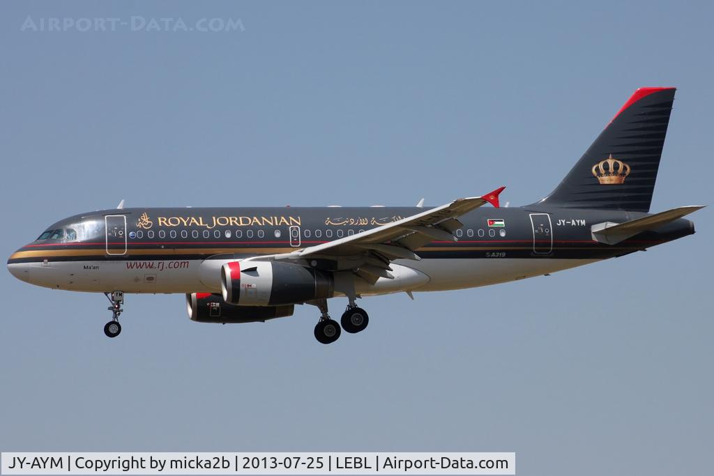 JY-AYM, 2008 Airbus A319-132 C/N 3685, Landing