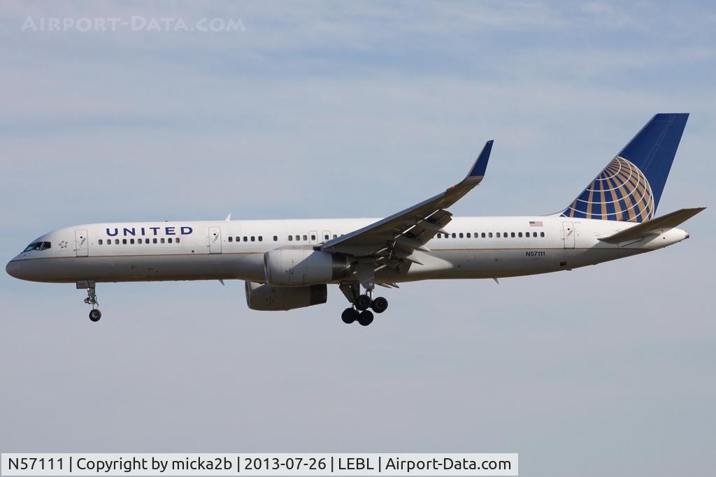N57111, 1994 Boeing 757-224 C/N 27301, Landing