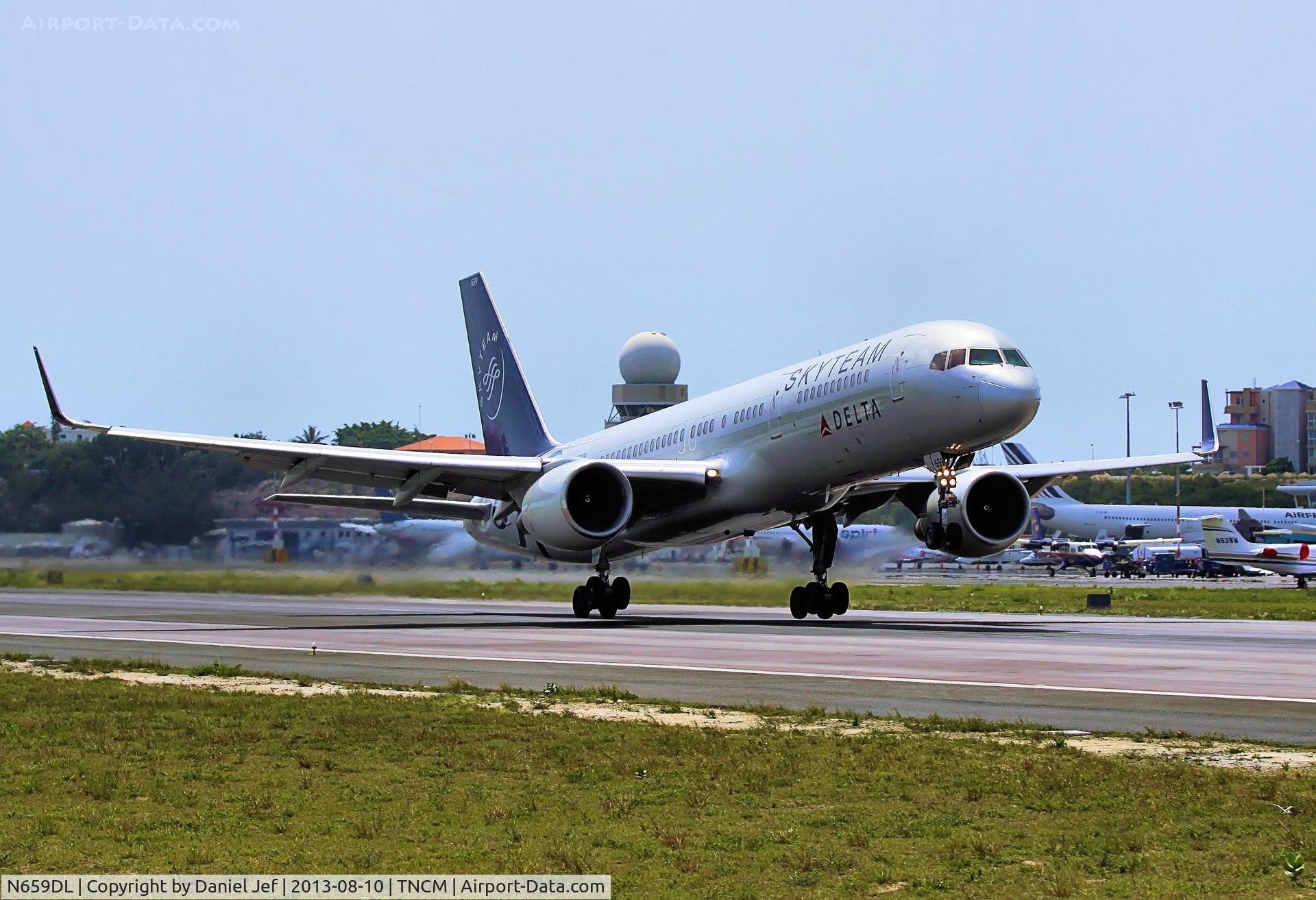 N659DL, 1990 Boeing 757-232 C/N 24421, N659DL