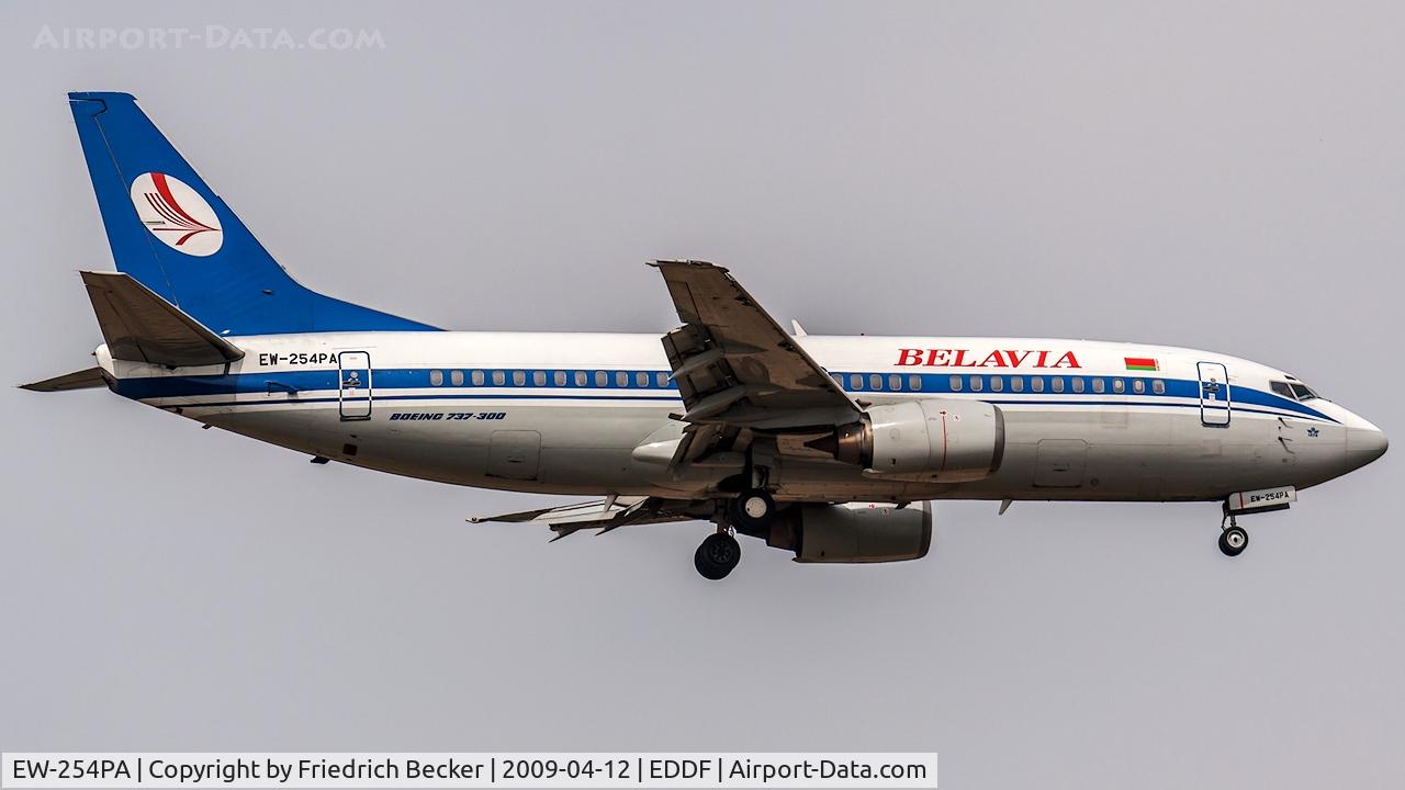 EW-254PA, 1993 Boeing 737-3Q8 C/N 26294, on final at Frankfurt