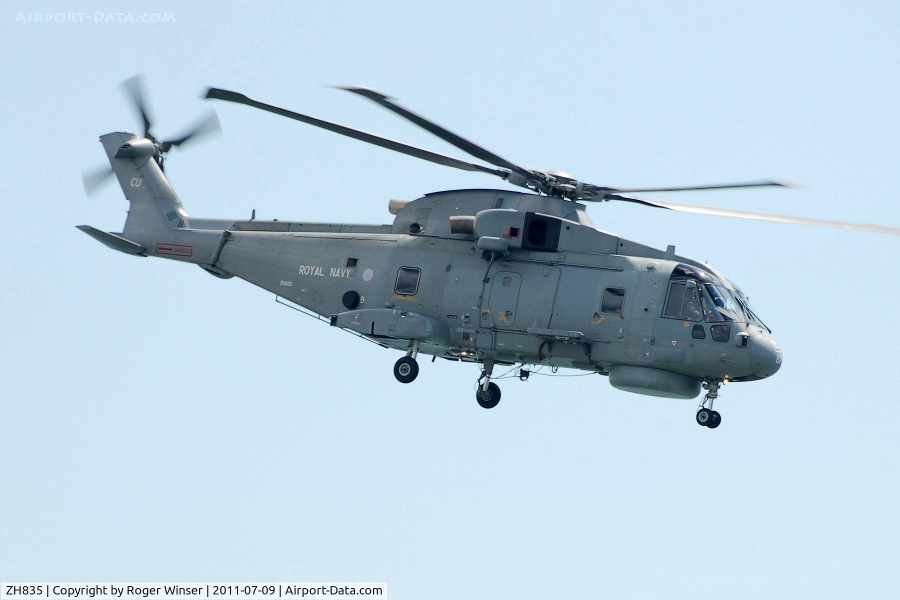 ZH835, 1999 AgustaWestland EH-101 Merlin HM.1 C/N 50067/RN15, Off airport. Fleet Air Arm Merlin  helicopter coded (5)87/CU from 824 NAS displaying on the first day of the Wales National Airshow held over Swansea Bay, Wales, UK.