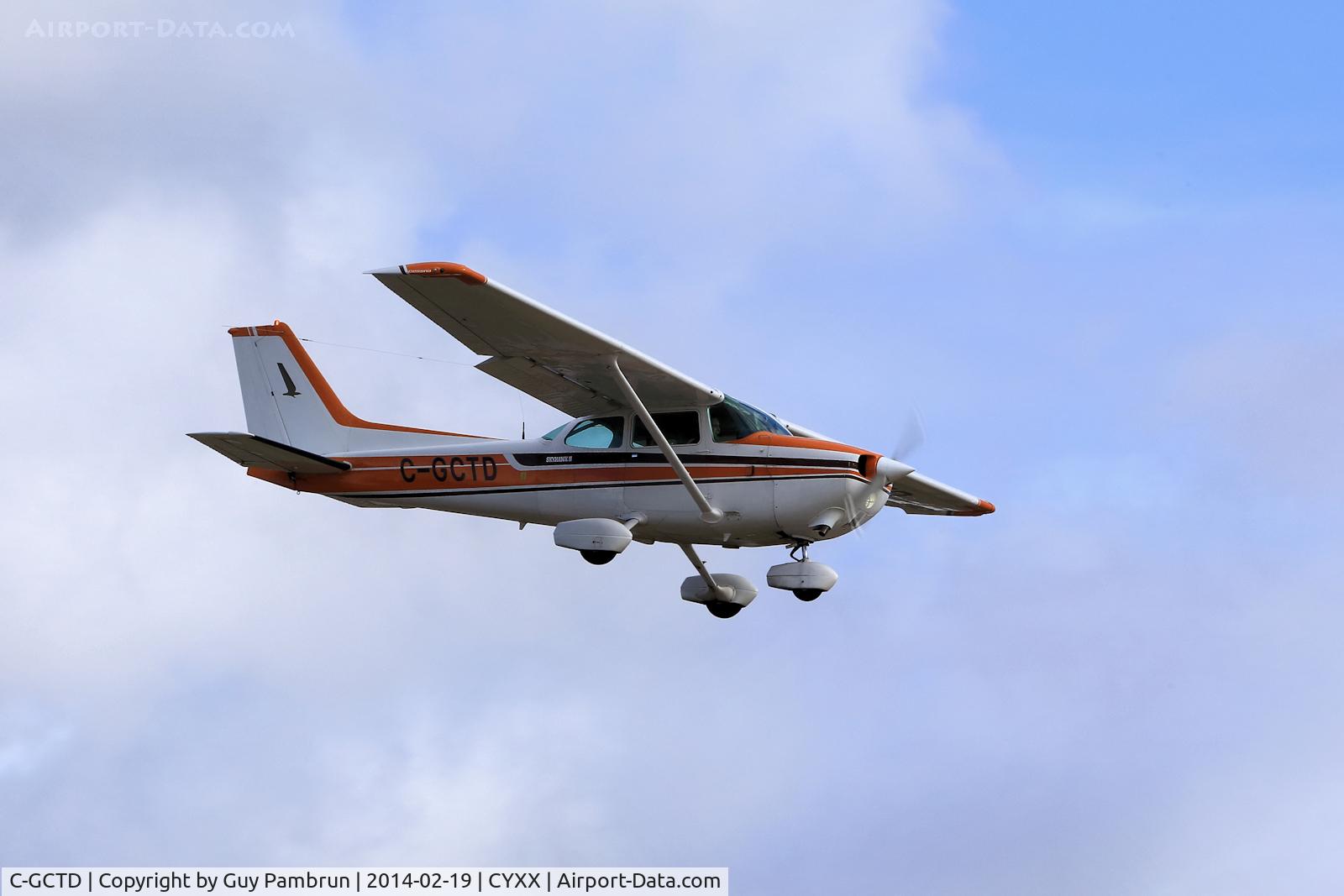 C-GCTD, 1980 Cessna 172N C/N 17273314, Landing