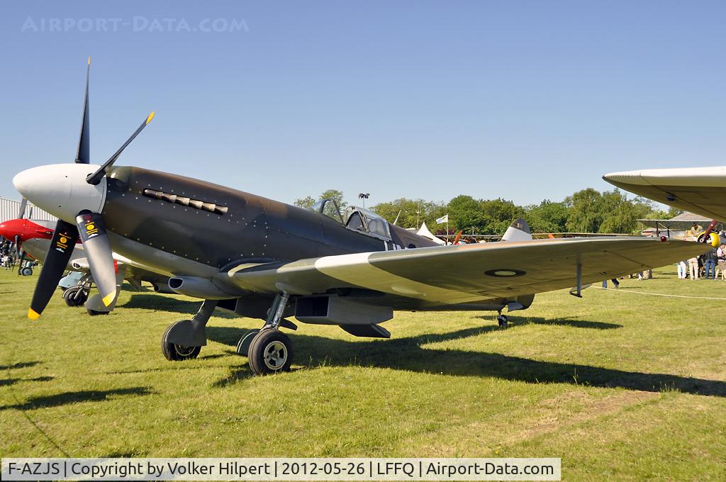 F-AZJS, 1944 Supermarine 389 Spitfire PR.XIX C/N 6S/585110, at lffq