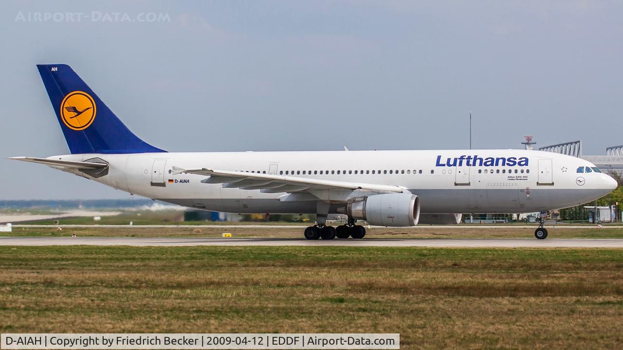 D-AIAH, 1986 Airbus A300B4-603 C/N 380, departure via RW18W