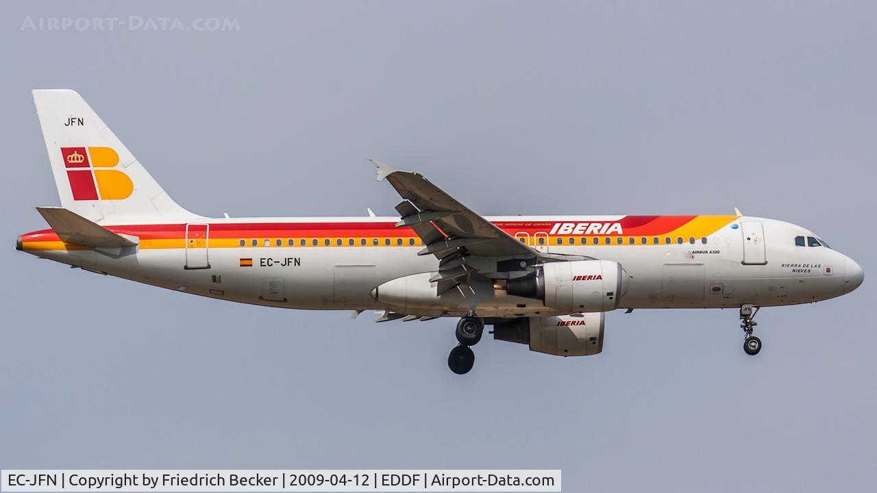 EC-JFN, 2005 Airbus A320-214 C/N 2391, on final at Frankfurt