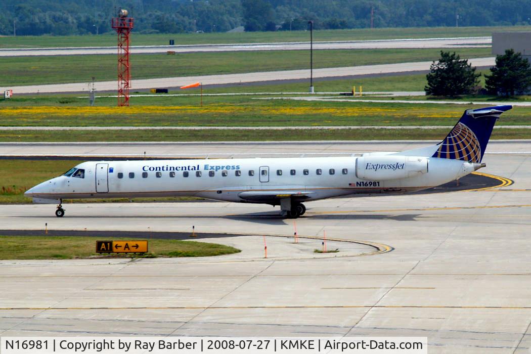 N16981, 1999 Embraer EMB-145LR C/N 145208, Embraer ERJ-145LR [145208] (Continental Express) Milwaukee~N 27/07/2008