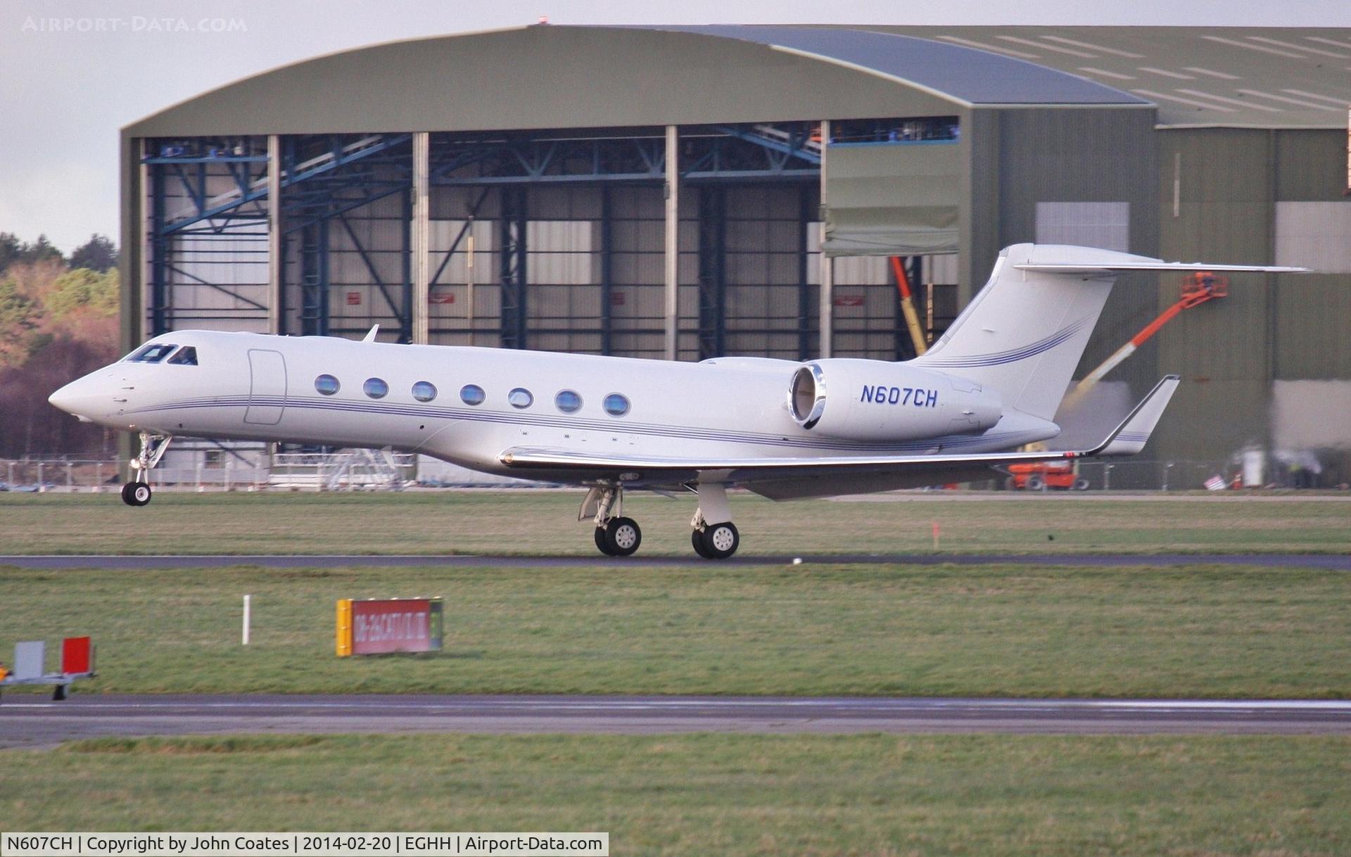 N607CH, 2007 Gulfstream Aerospace GV-SP (G550) C/N 5159, Rotating 26 to depart