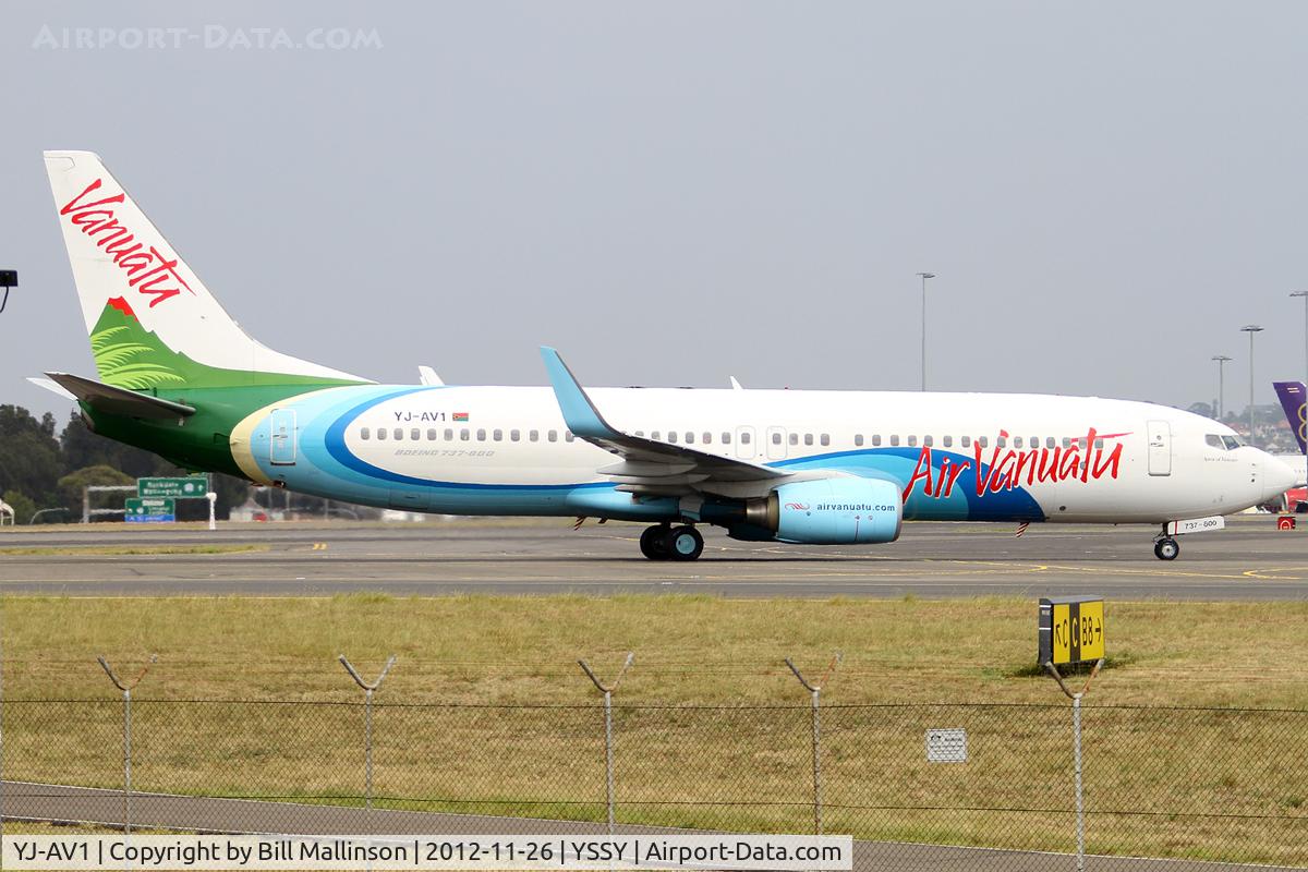YJ-AV1, 2007 Boeing 737-8Q8 C/N 30734, taxi from 34R