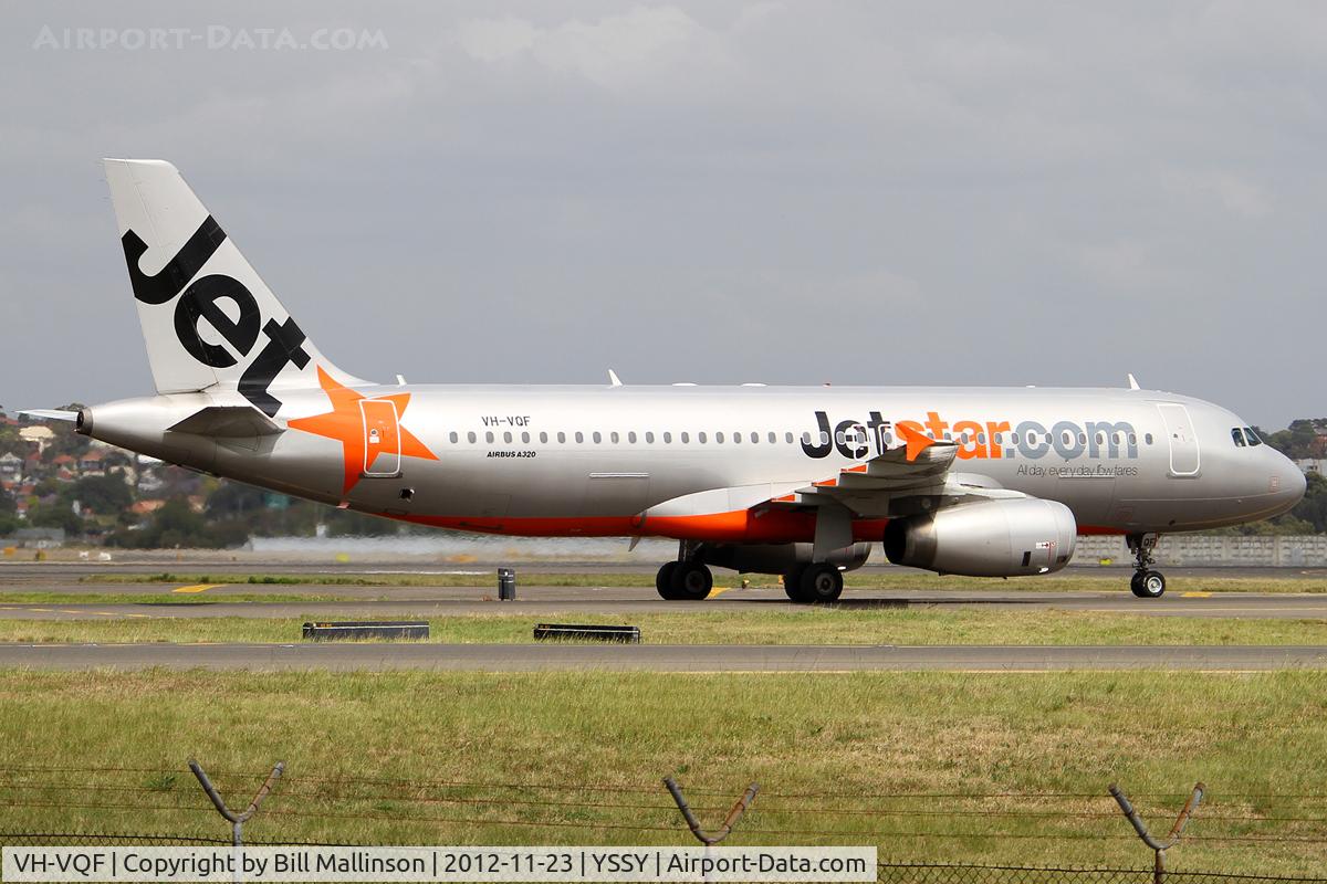 VH-VQF, 2008 Airbus A320-232 C/N 3474, taxi from 16L