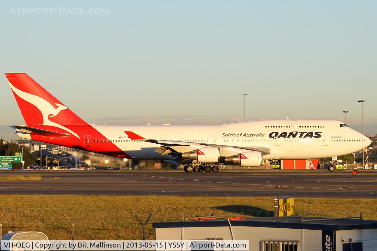 VH-OEG, 2002 Boeing 747-438/ER C/N 32911, taxi from 34L