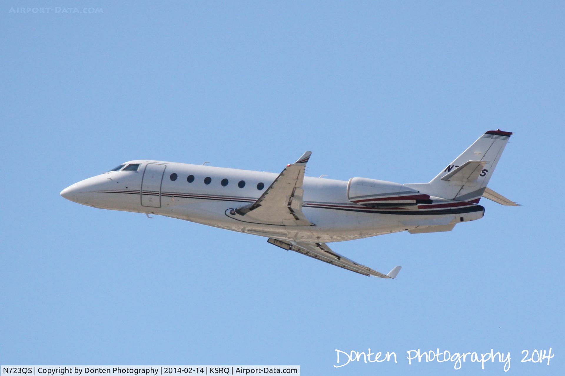 N723QS, 2004 Israel Aircraft Industries Gulfstream 200 C/N 099, Execjet Flight 723 (N723QS) departs Sarasota-Bradenton International Airport enroute to William Hobby International Airport