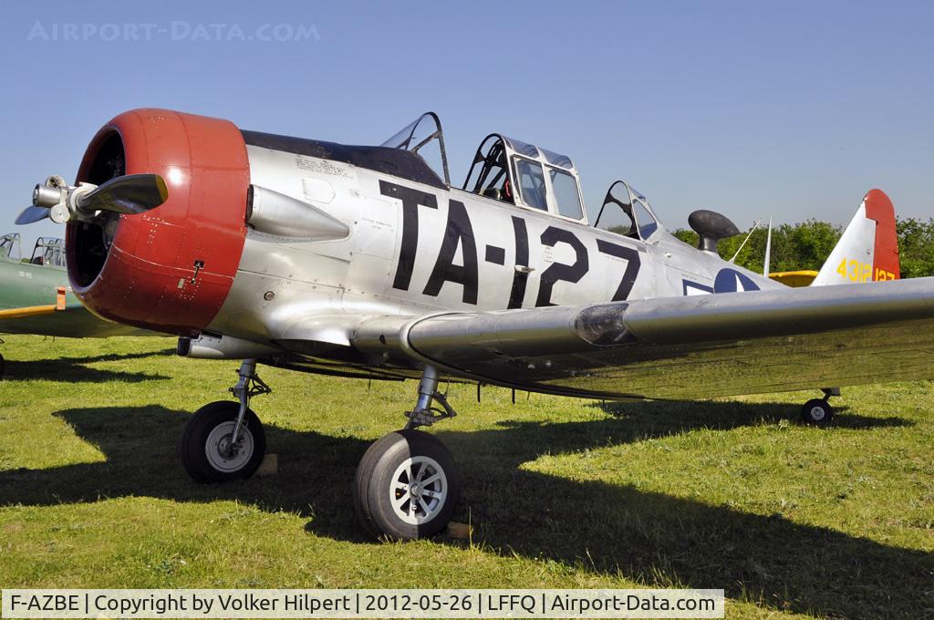 F-AZBE, North American AT-6C Harvard IIA C/N 88-12127, at lffq