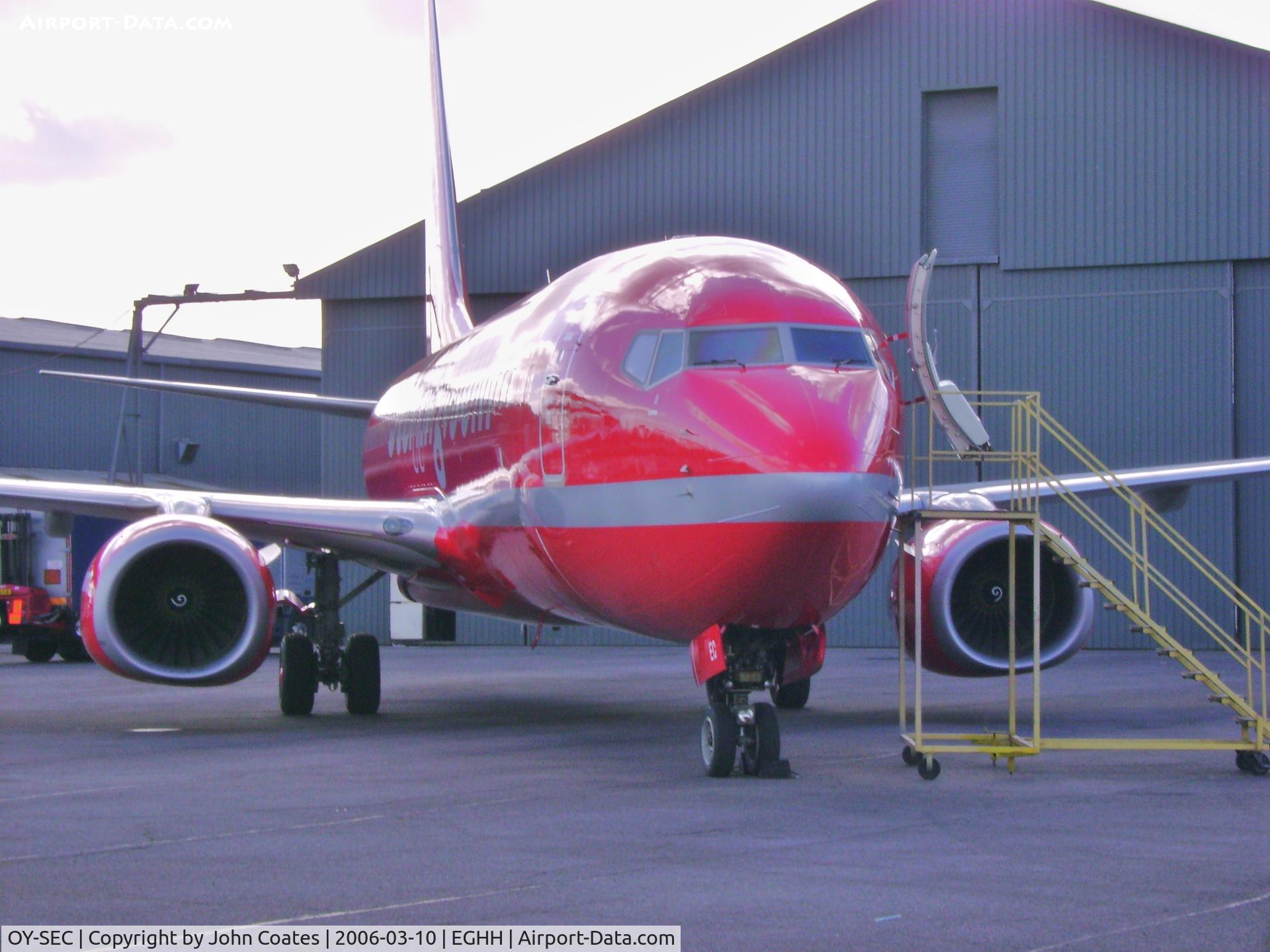 OY-SEC, 1999 Boeing 737-8Q8 C/N 28221, Just painted