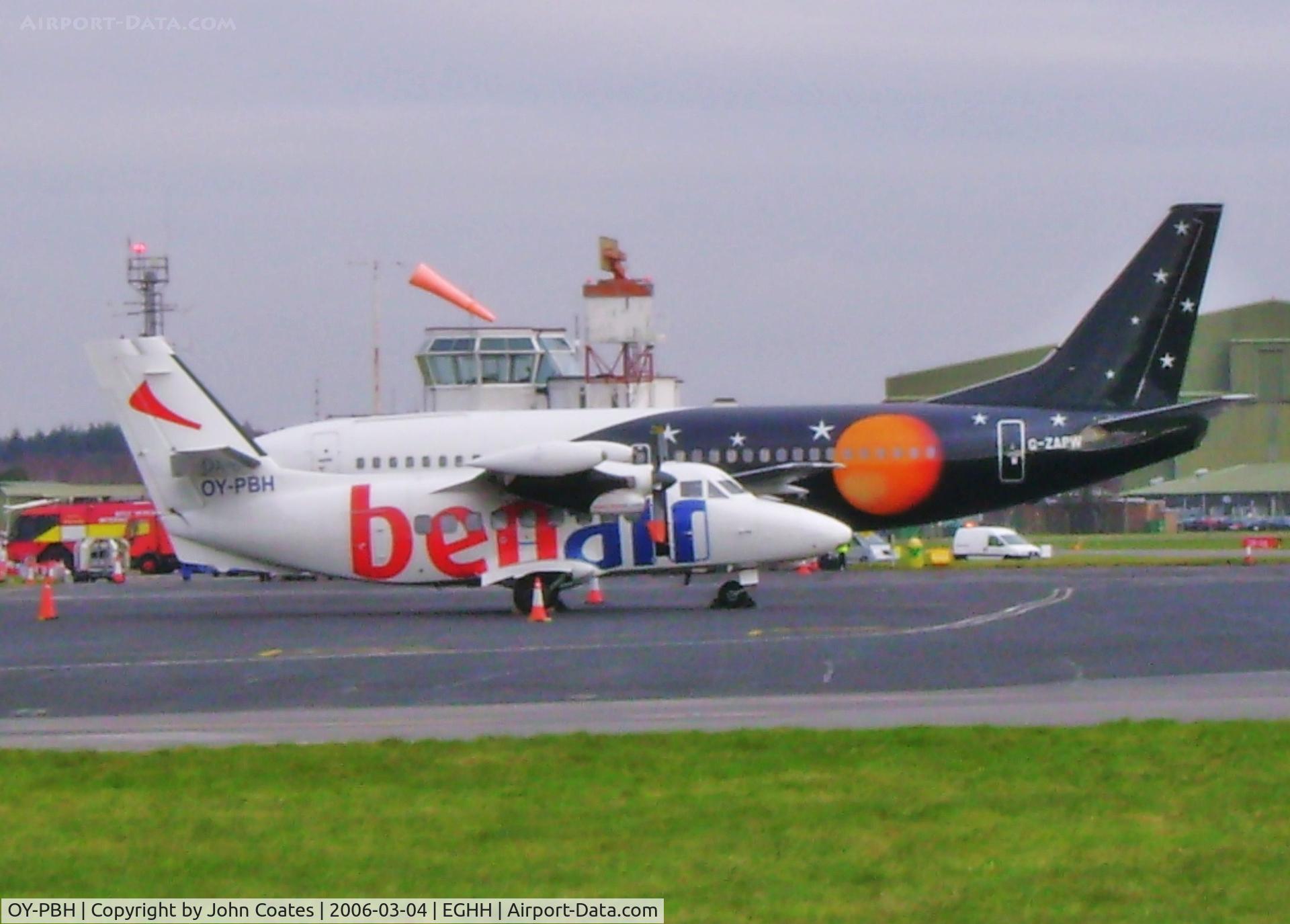 OY-PBH, 1999 Let L-410UVP-E20 Turbolet C/N 992736, On cargo apron with G-ZAPW