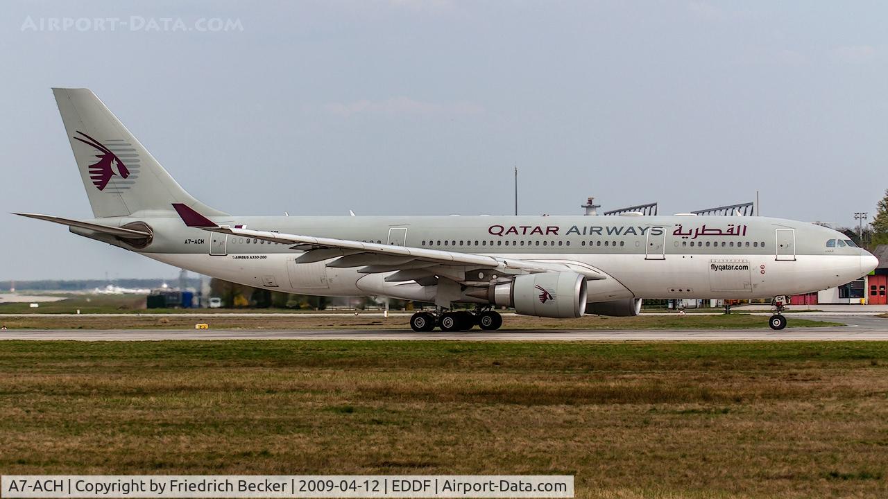 A7-ACH, 2001 Airbus A330-202 C/N 441, departure via RW18W