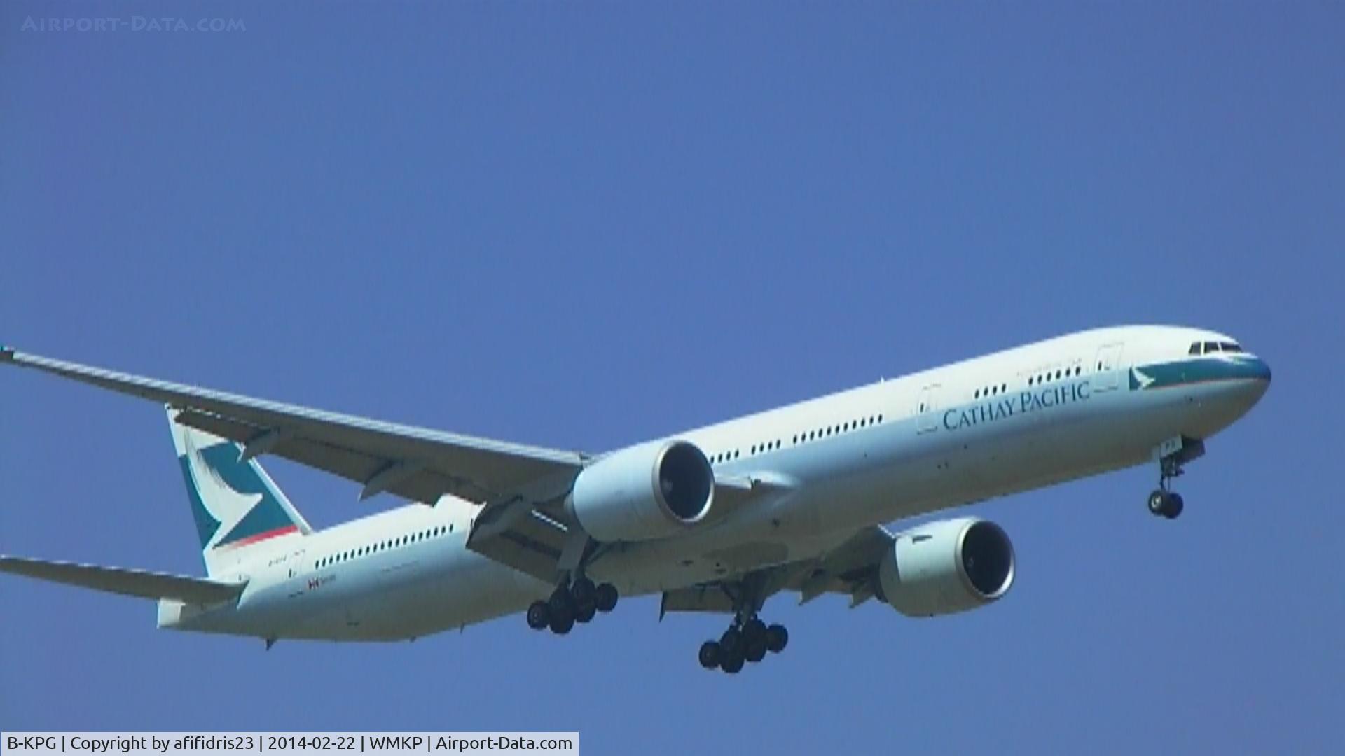 B-KPG, 2008 Boeing 777-367/ER C/N 35300, Landing runway 04 Penang