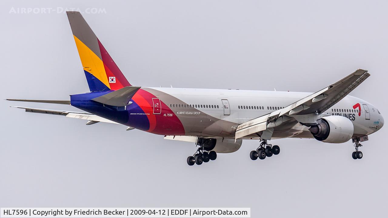 HL7596, 2001 Boeing 777-28E/ER C/N 28681, on final at Frankfurt