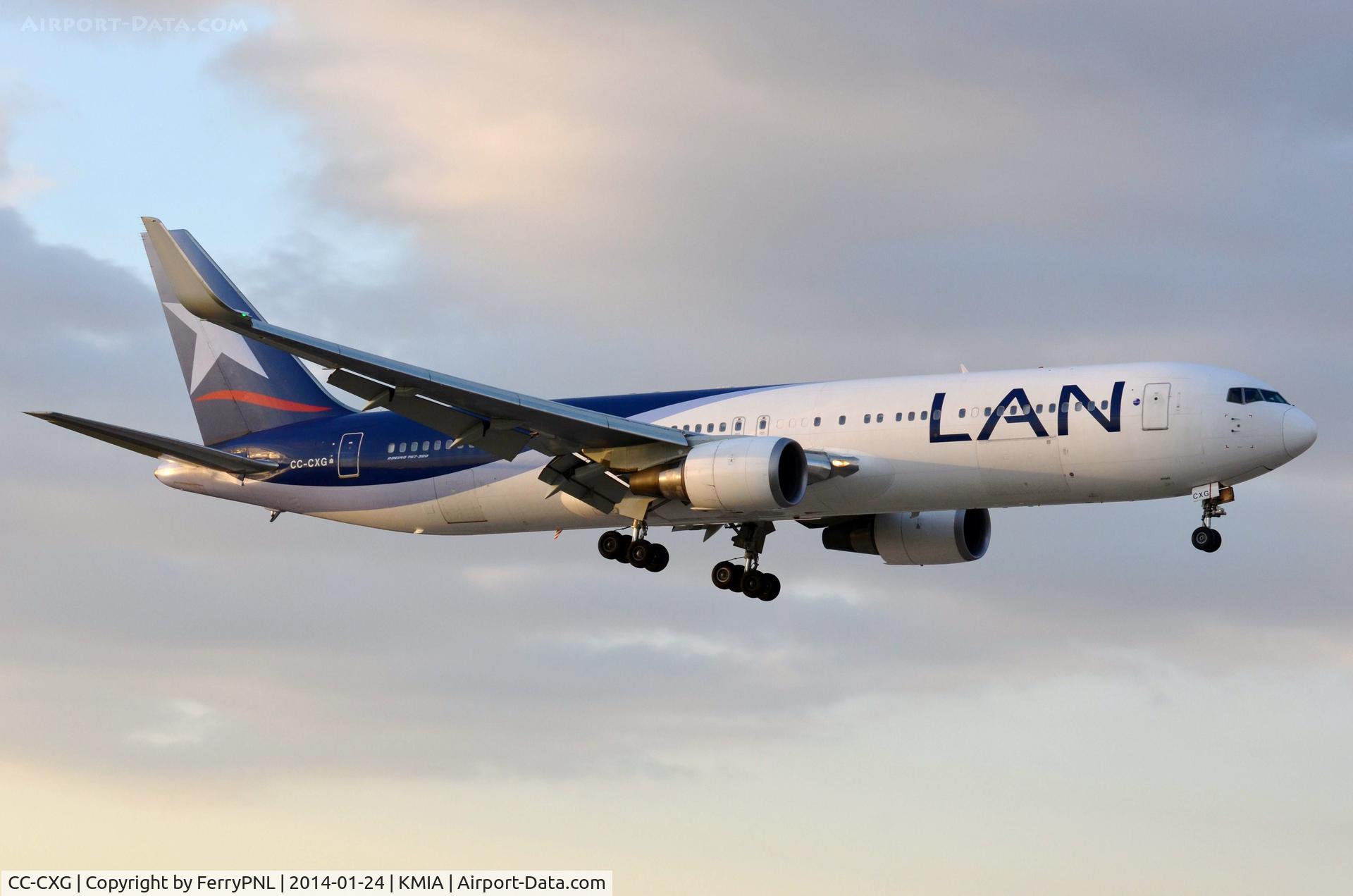 CC-CXG, 2008 Boeing 767-316/ER C/N 36712, LAN B763 arriving just before sunset.