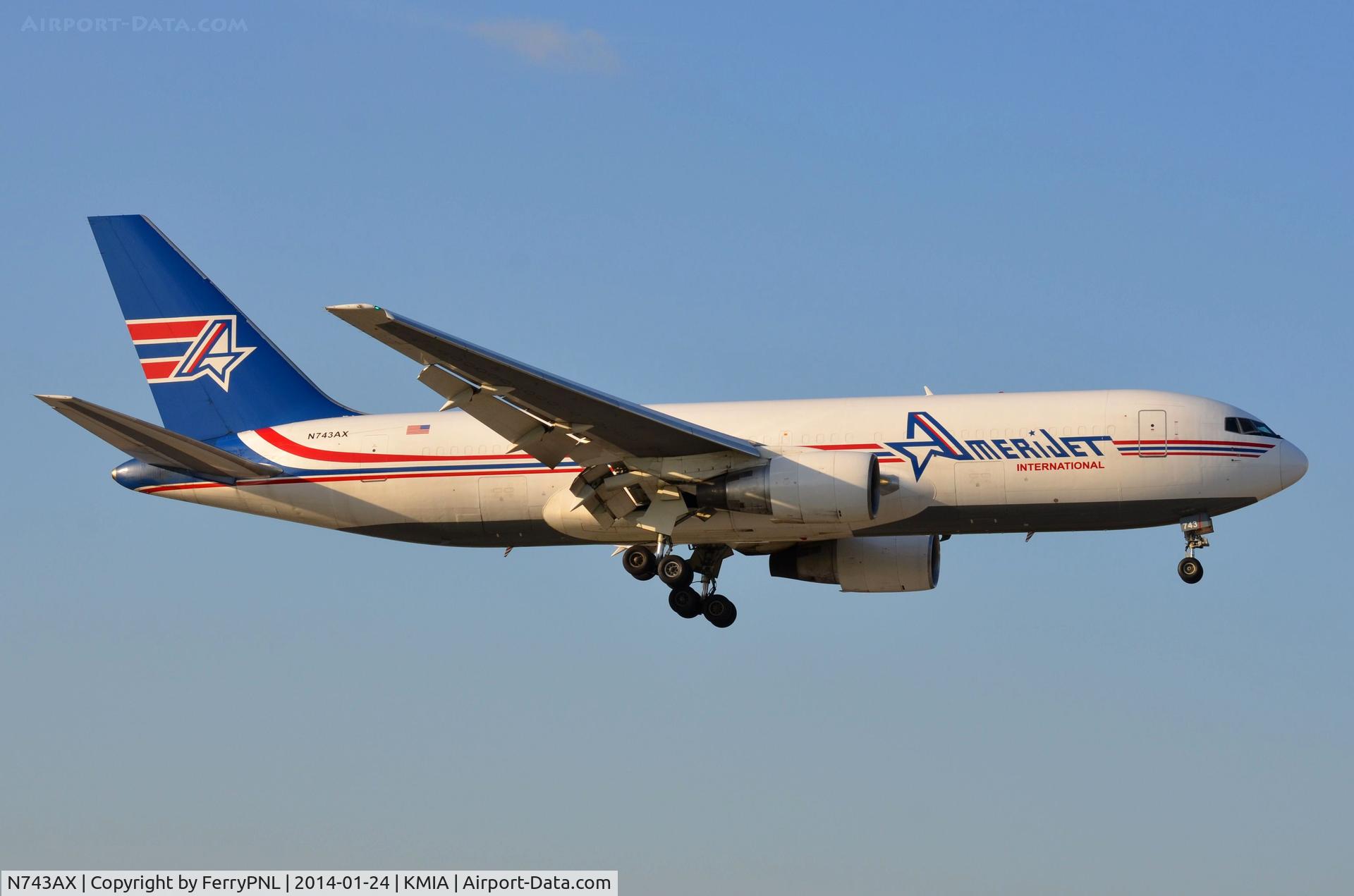 N743AX, 1982 Boeing 767-232 C/N 22218, Amerijet B762 freighter landing