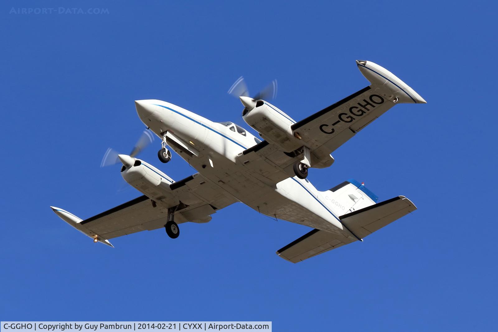 C-GGHO, Cessna 421B Golden Eagle C/N 421B0903, This was an overshoot.  That's why he was so high in my shot.