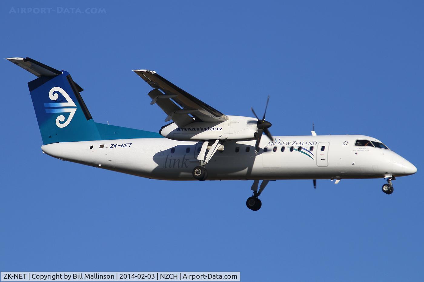 ZK-NET, 2007 De Havilland Canada DHC-8-311 Dash 8 C/N 642, finals to 02