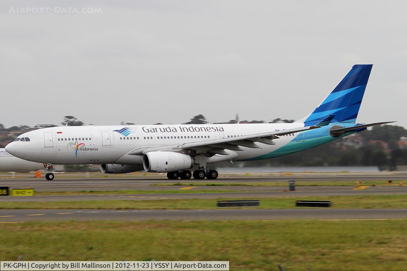 PK-GPH, 2009 Airbus A330-243 C/N 1020, on 16R