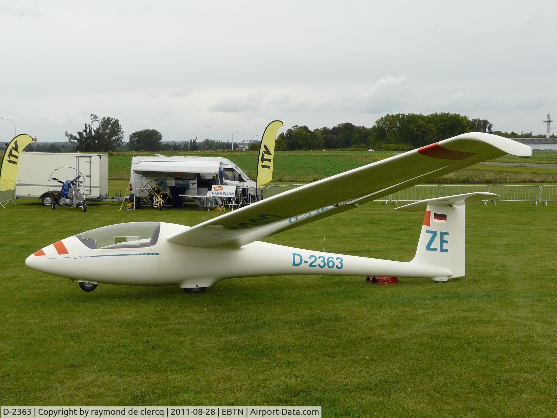 D-2363, Schleicher ASK-23B C/N 23030, Goetsenhoven 28-8-2011