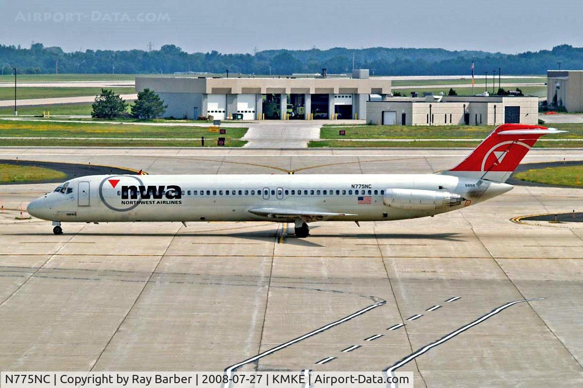 N775NC, 1979 McDonnell Douglas DC-9-51 C/N 47785, McDonnell Douglas DC-9-51 [47785] (Northwest Airlines) Milwaukee~N 27/07/2008