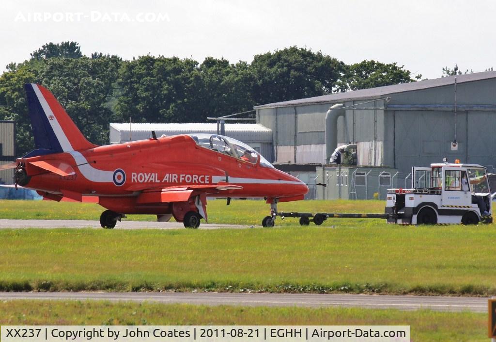 XX237, 1978 Hawker Siddeley Hawk T.1A C/N 073/312073, Being towed to parking area